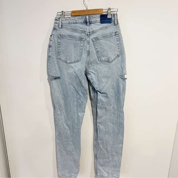 Abercrombie & Fitch Curve Love High Rise Dad Jean Destroy - Picture 5 of 9